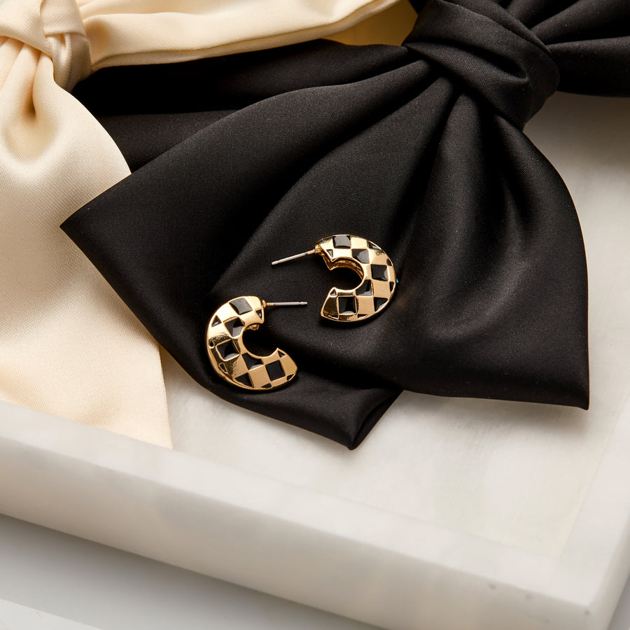 Bailey Earrings in Gold/Black