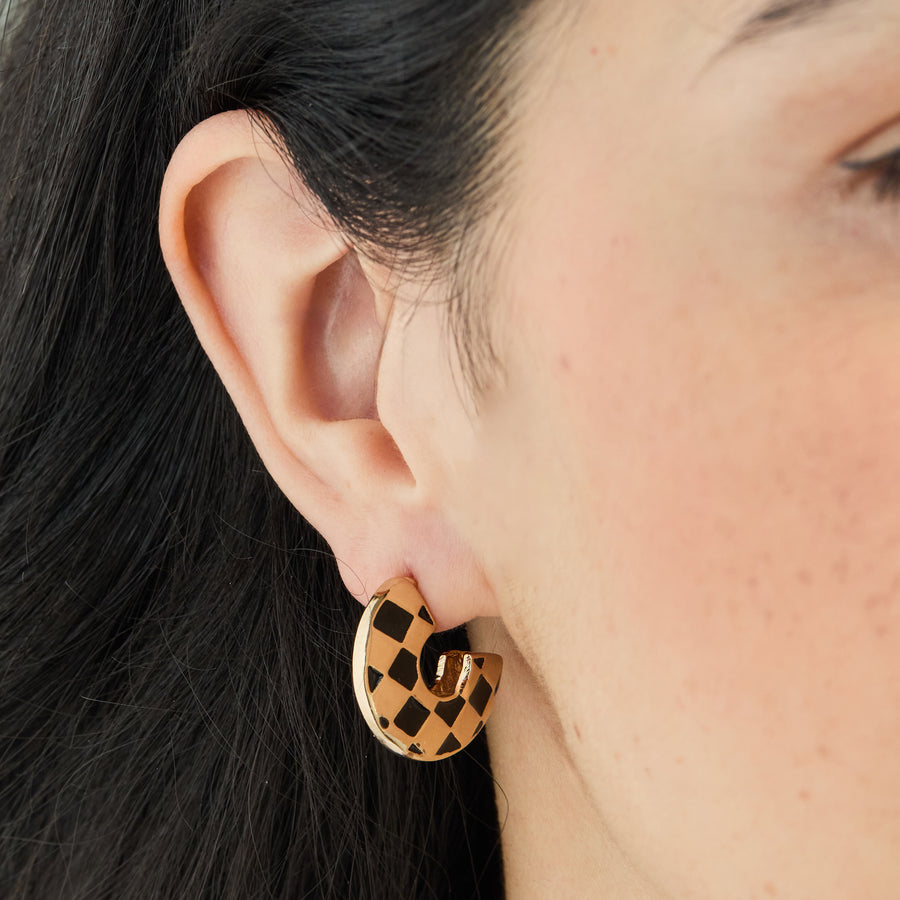 Bailey Earrings in Gold/Black