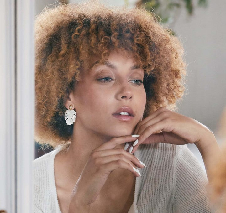 Aloha Earrings in Gold