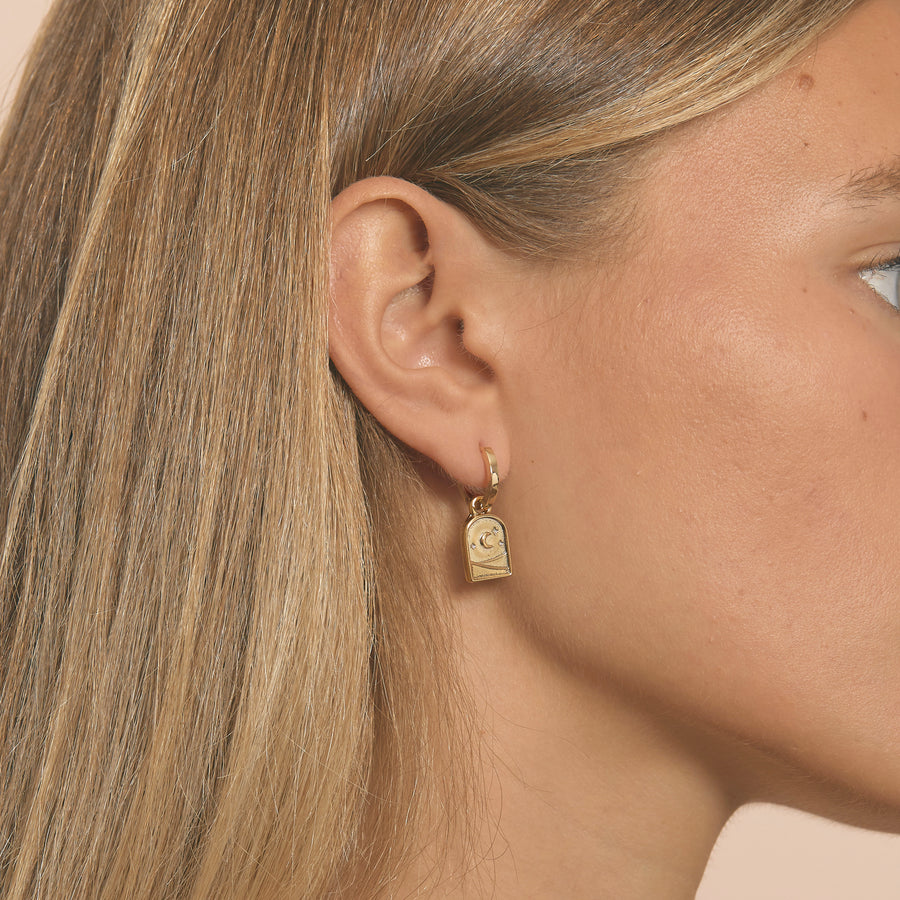 Luna Earrings in Gold